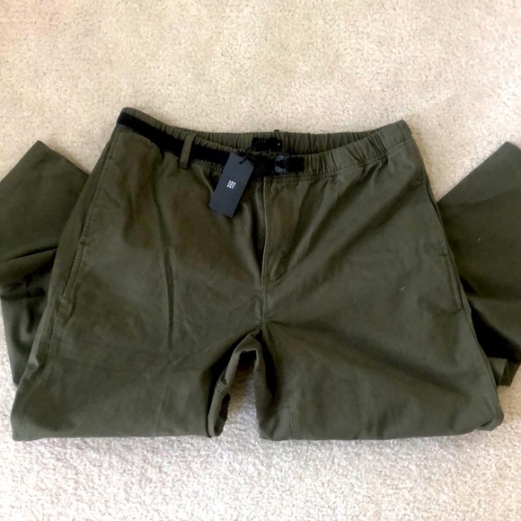 Other - Mens Army green stretch waist pants